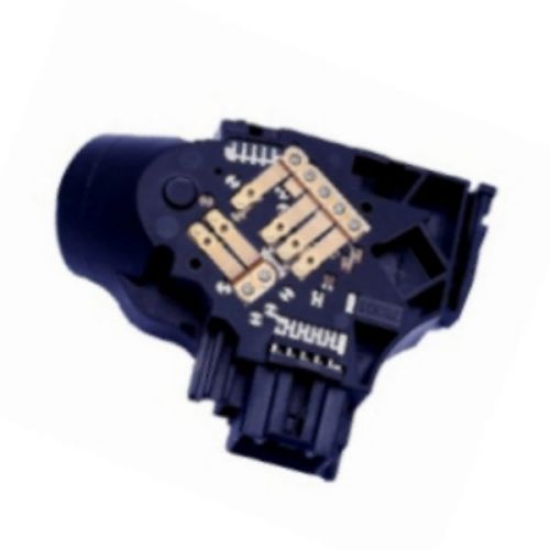 不同的五金，噴涂絲印加工會有不同的效果